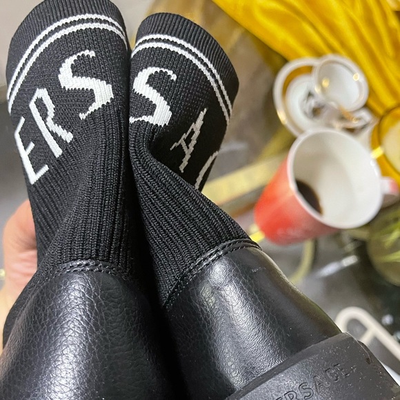 💯authentic❤️versace boot made in italy 🇮🇹 - Picture 14 of 17